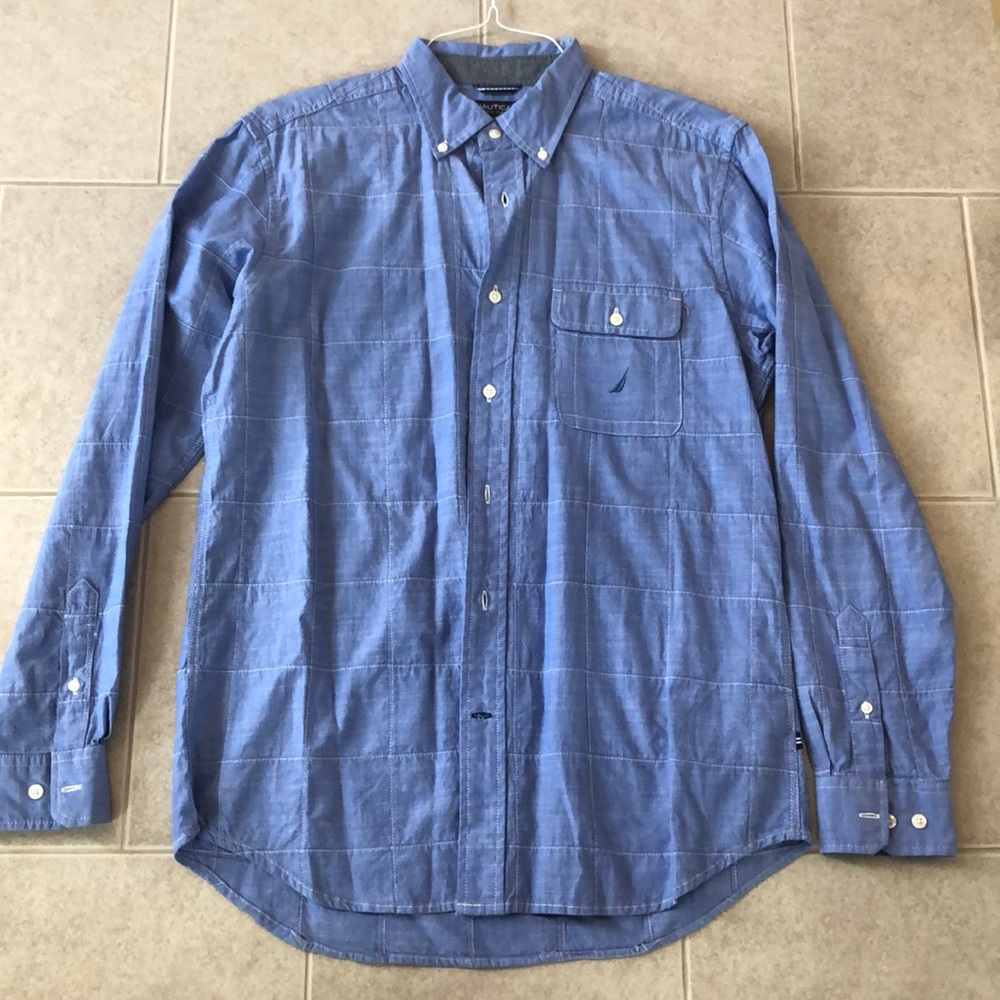 Men’s Nautica button down